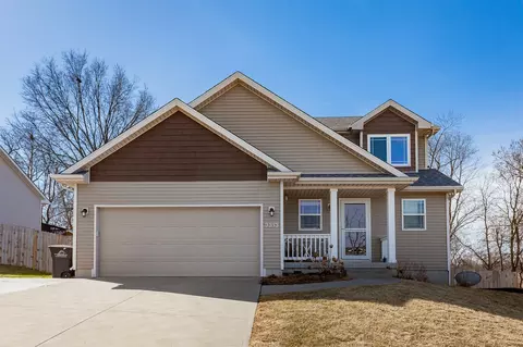 3313 Hart Ave, Des Moines, IA 50320