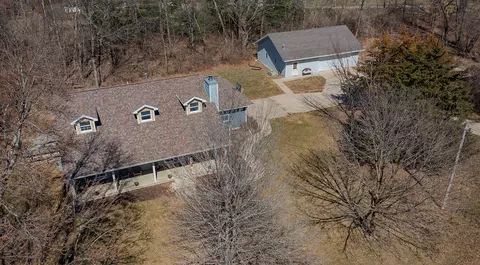 1935 W Jester Park Dr, Polk City, IA 50226