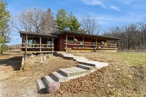 22457 Midland Trl, Minburn, IA 50167