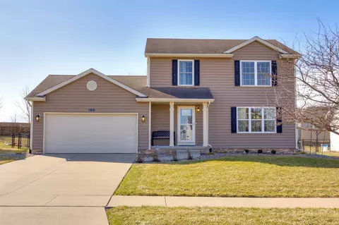 180 SE Hazelwood Dr, Waukee, IA 50263