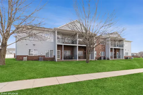 1325 SE Florence Dr #208, Waukee, IA 50263
