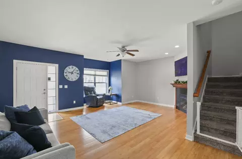 193 63rd St #20107, West Des Moines, IA 50266