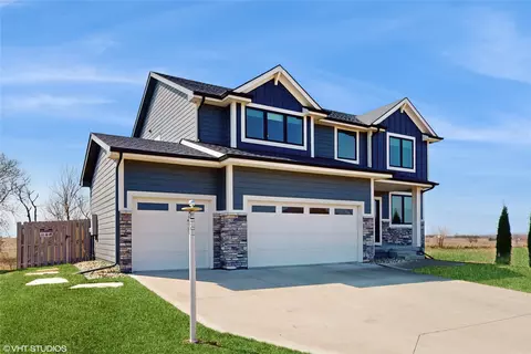 834 Kendall Dr SW, Altoona, IA 50009