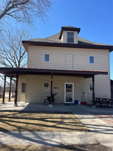 401 N Main St, Roland, IA 50236