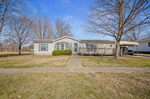 101 Main St, Guthrie Center, IA 50115