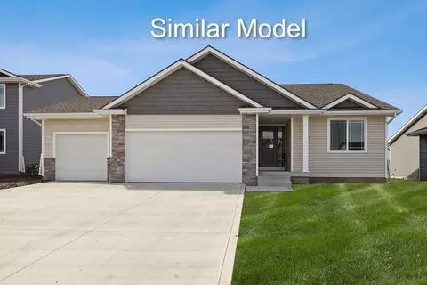 9491 Stillwater Dr, West Des Moines, IA 50266