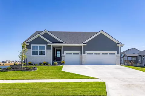 2805 NW Boulder Point Pl, Ankeny, IA 50023
