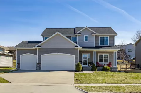 4027 147th St, Urbandale, IA 50323