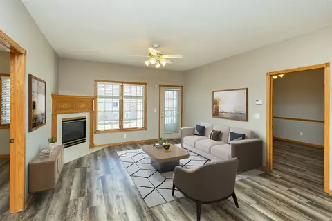 1325 SE Florence Dr #207, Waukee, IA 50263