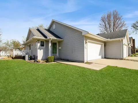 704 N Buxton St, Indianola, IA 50125
