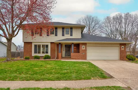 4513 76th St, Urbandale, IA 50322