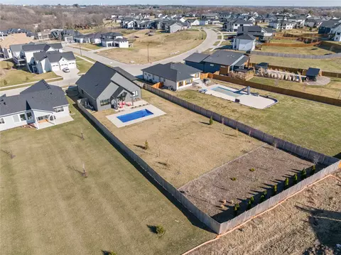 2540 Belmont Blvd, Waukee, IA 50263