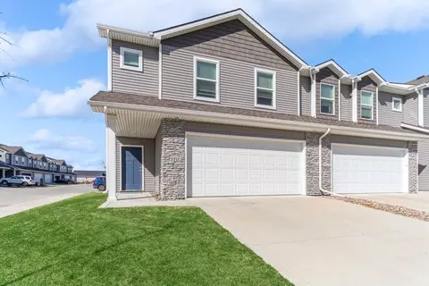 3102 NE 2nd Ln, Ankeny, IA 50021