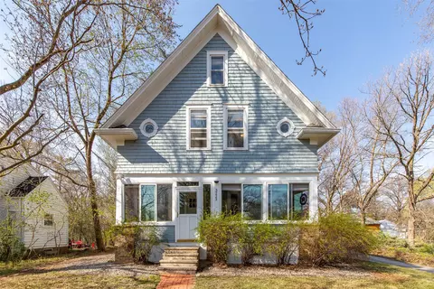 3223 West St, Ames, IA 50014