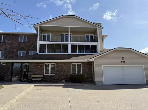 405 SE Delaware Ave #211, Ankeny, IA 50021