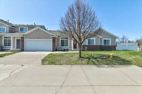 5488 Longview Ct #4, Johnston, IA 50131