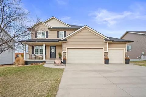 2612 NW Morningside Dr, Grimes, IA 50111
