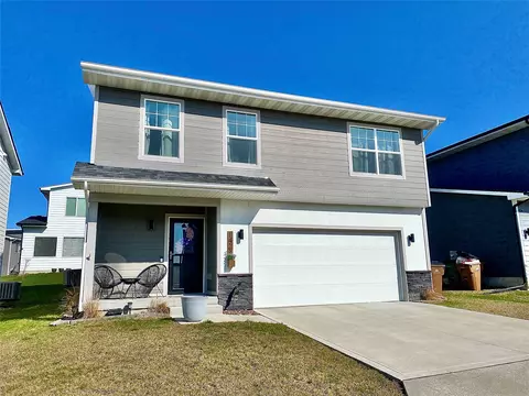 1423 NE Polk Dr, Grimes, IA 50111