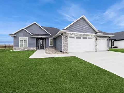 5904 Mcfarland Ave, Ames, IA 50010