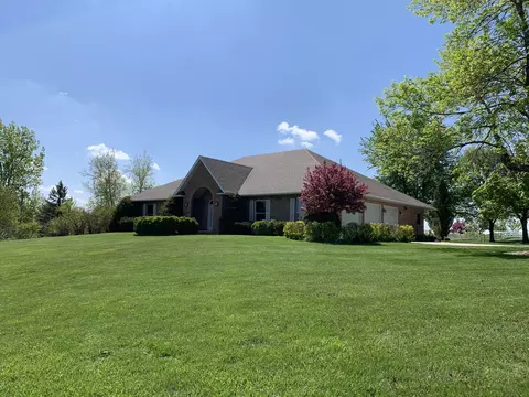 222 420th Ave, Grinnell, IA 50112