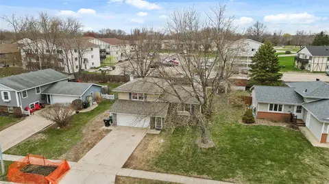 2006 NW 10th St, Ankeny, IA 50023