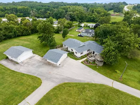 3134 Highway 14 Hwy N, Newton, IA 50208
