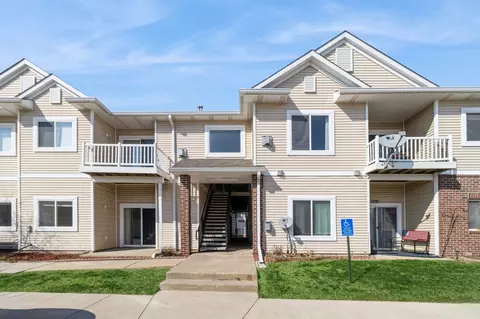 1720 SE La Grant Pkwy #9, Waukee, IA 50263