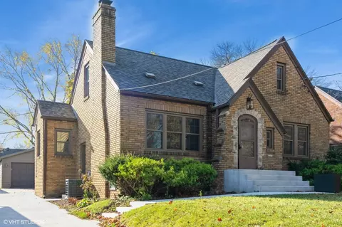 4320 New York Ave, Des Moines, IA 50310