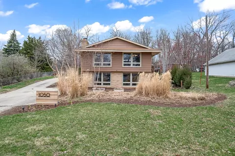 1050 NE 52nd Ave, Des Moines, IA 50313