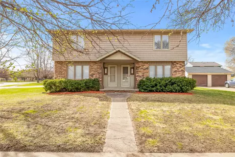 721 NE 6th St, Ankeny, IA 50021
