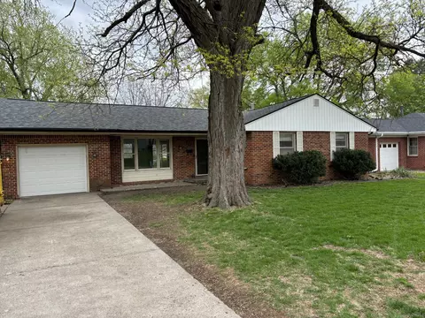 805 15th St, West Des Moines, IA 50265