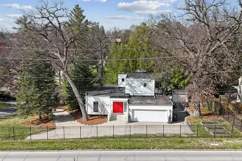 601 53rd St, Des Moines, IA 50312