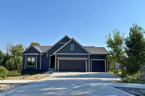 103 Everett Cir, Mingo, IA 50168