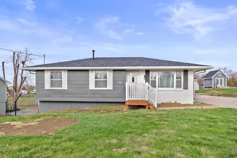 230 S Pleasant Hill Blvd, Pleasant Hill, IA 50327