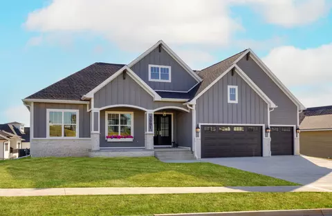 3991 NW 177th Ct, Clive, IA 50325