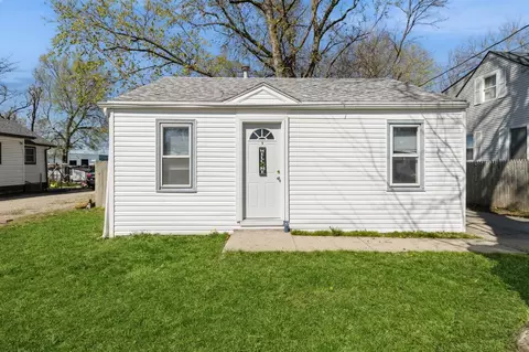 1918 E 21st St, Des Moines, IA 50317
