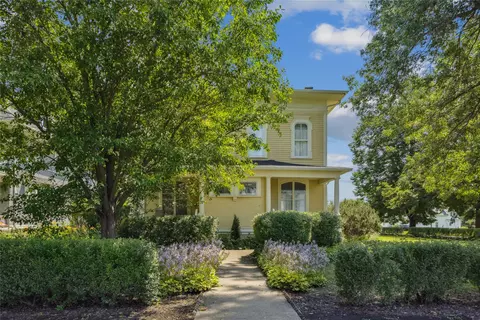 802 804 High St, Grinnell, IA 50112