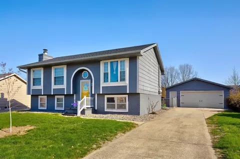 613 Gordon Ave, Norwalk, IA 50211