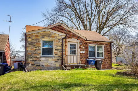 3919 Columbia St, Des Moines, IA 50313