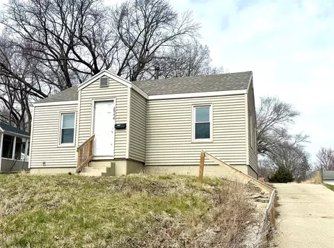 2946 Euclid Ave, Des Moines, IA 50317