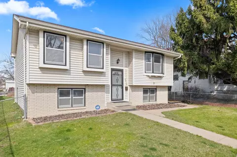 3512 1st St, Des Moines, IA 50313