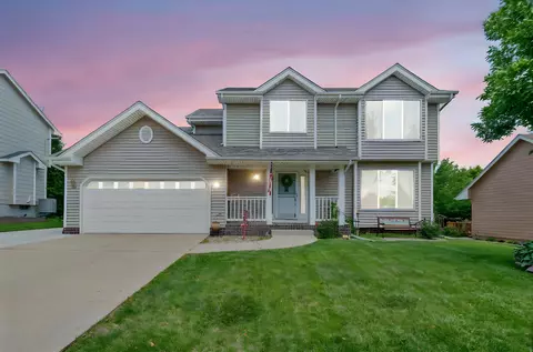 926 SE Allyn St, Ankeny, IA 50021