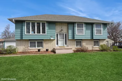 510 SE 11th St, Ankeny, IA 50021