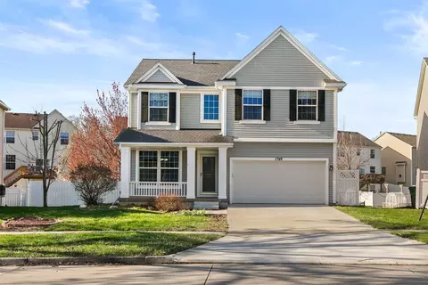 7748 Beechtree Ln, West Des Moines, IA 50266