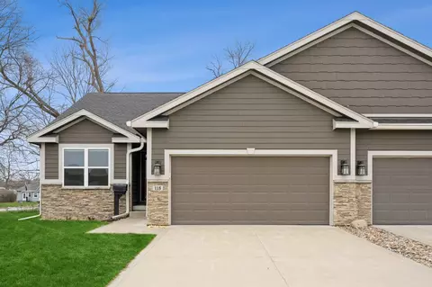 118 N 7th St, Adel, IA 50003