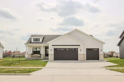 4717 NW 10th St, Ankeny, IA 50023