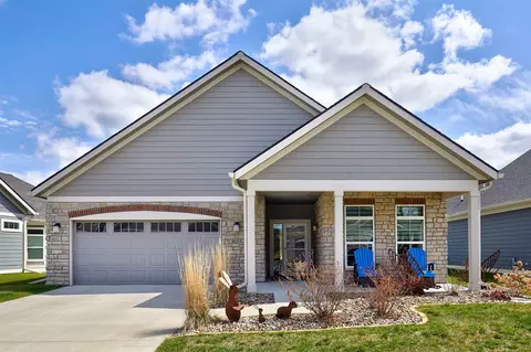 850 S 100th St, West Des Moines, IA 50266