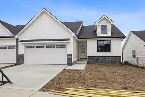 4421 NW Olivia Ln, Ankeny, IA 50023