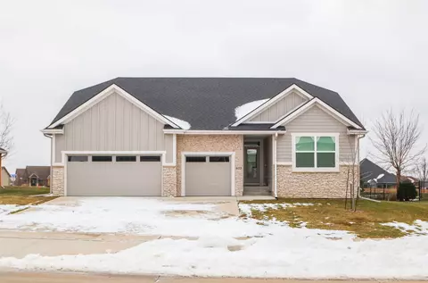623 NE 55th St, Ankeny, IA 50021