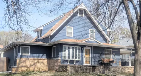 3268 State Ave, Des Moines, IA 50317